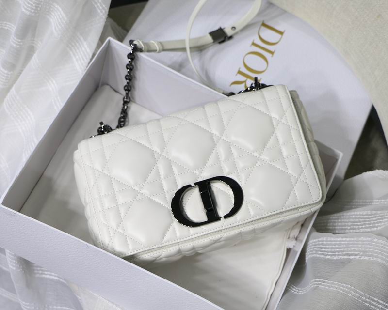 DIOR M8017 M25x15.5x8cm yz2