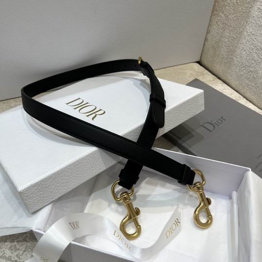 Dior 马鞍包蓝 黑皮肩带 102cm wz