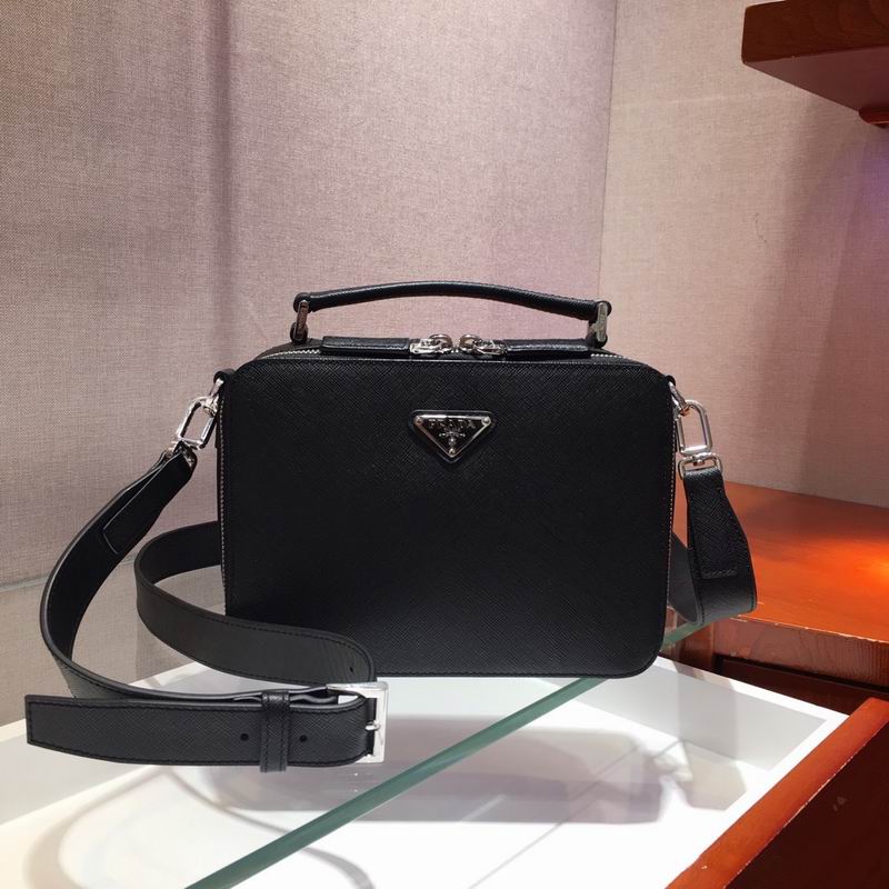 Brique Saffiano 2VH069 22x16x6cm ap