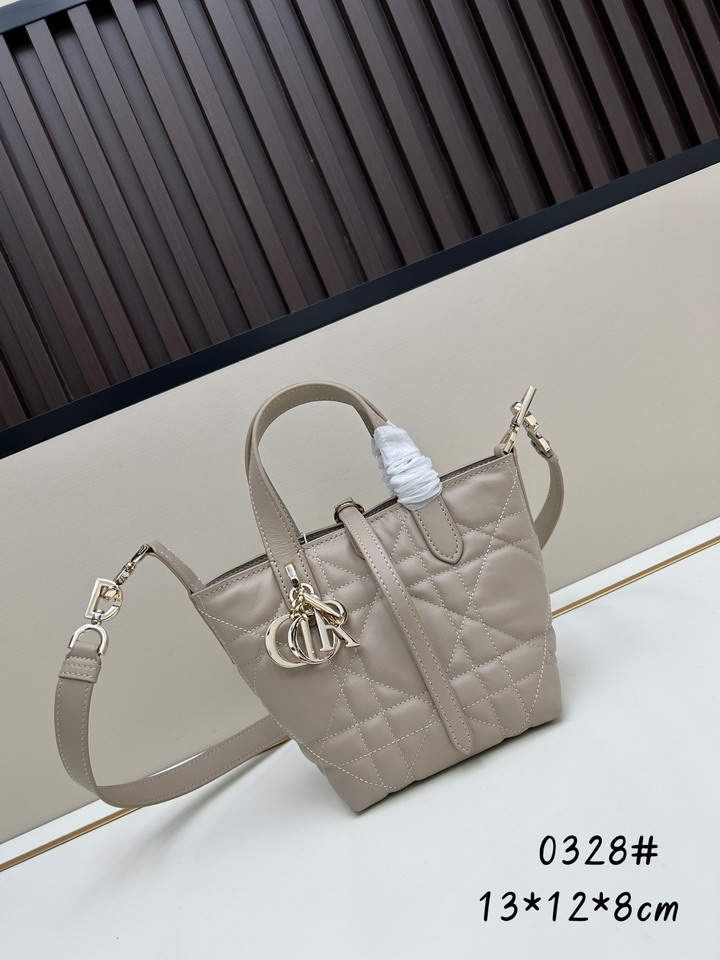 Dior Toujours 0328 13x12x8cm jj3