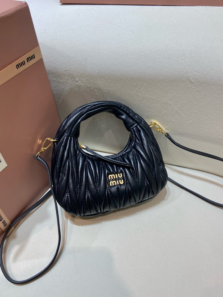 Miu 5BP078 17.5x14x5.5cm AP