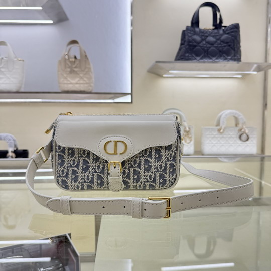 Dior 4600 19.5x11x6.5cm yz