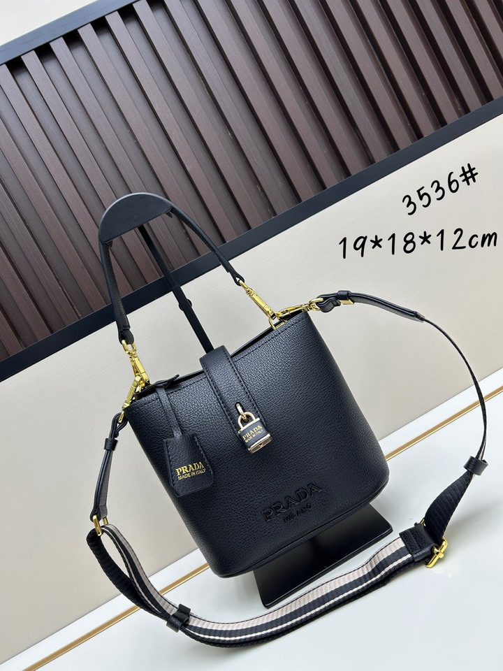 Prada 3536 19x18x12cm jj