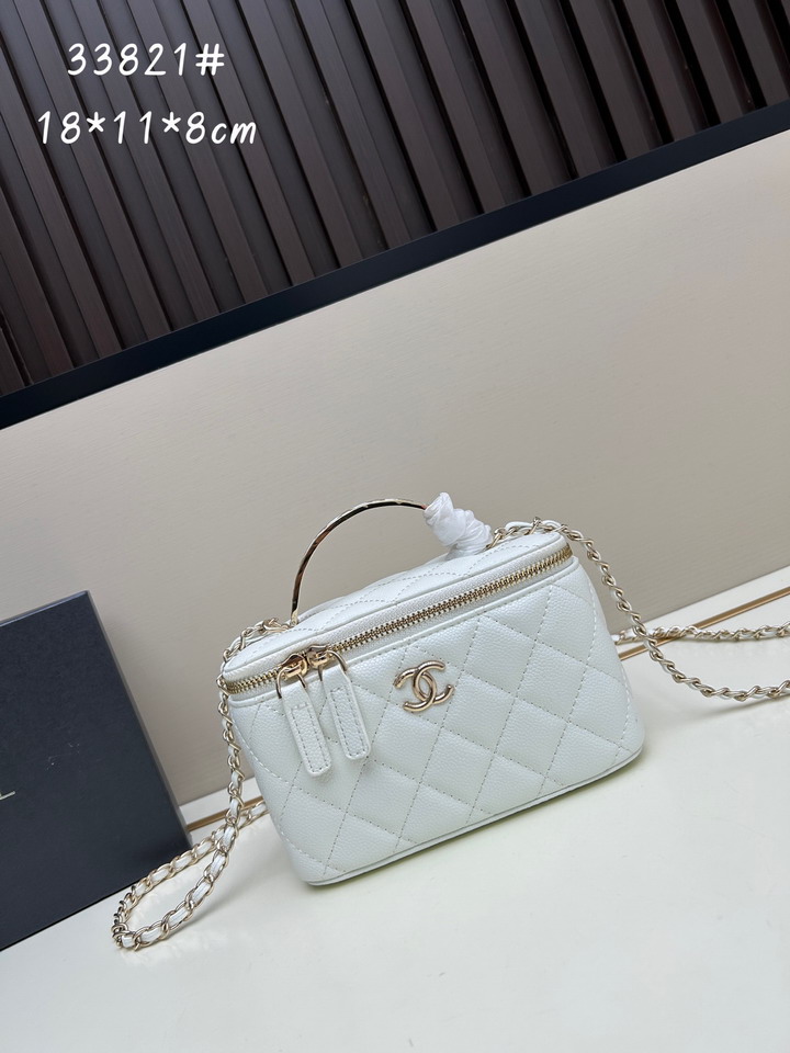Chanel 33821 18x11x8cm jj3