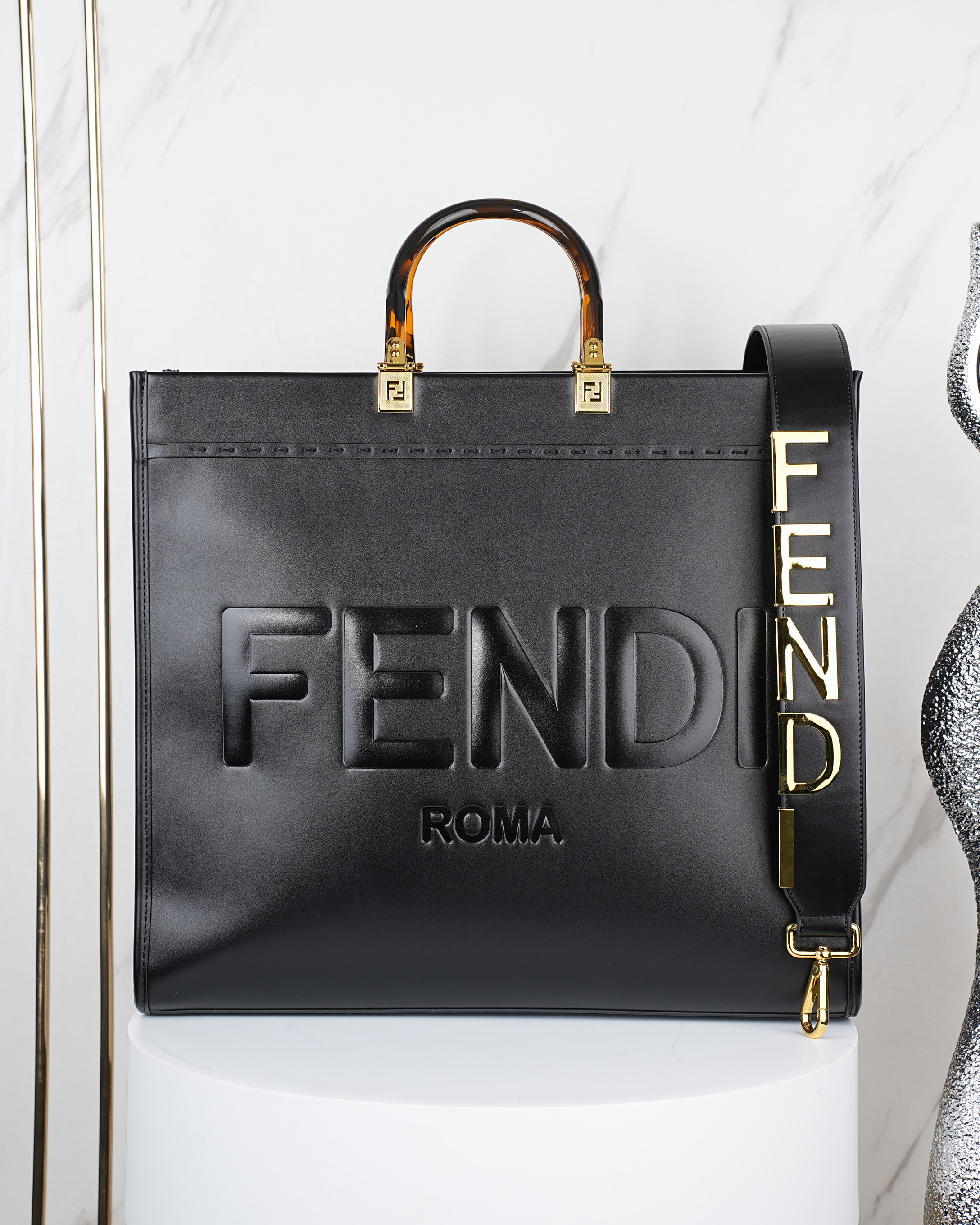 Fendi 40x35x21cm jj1
