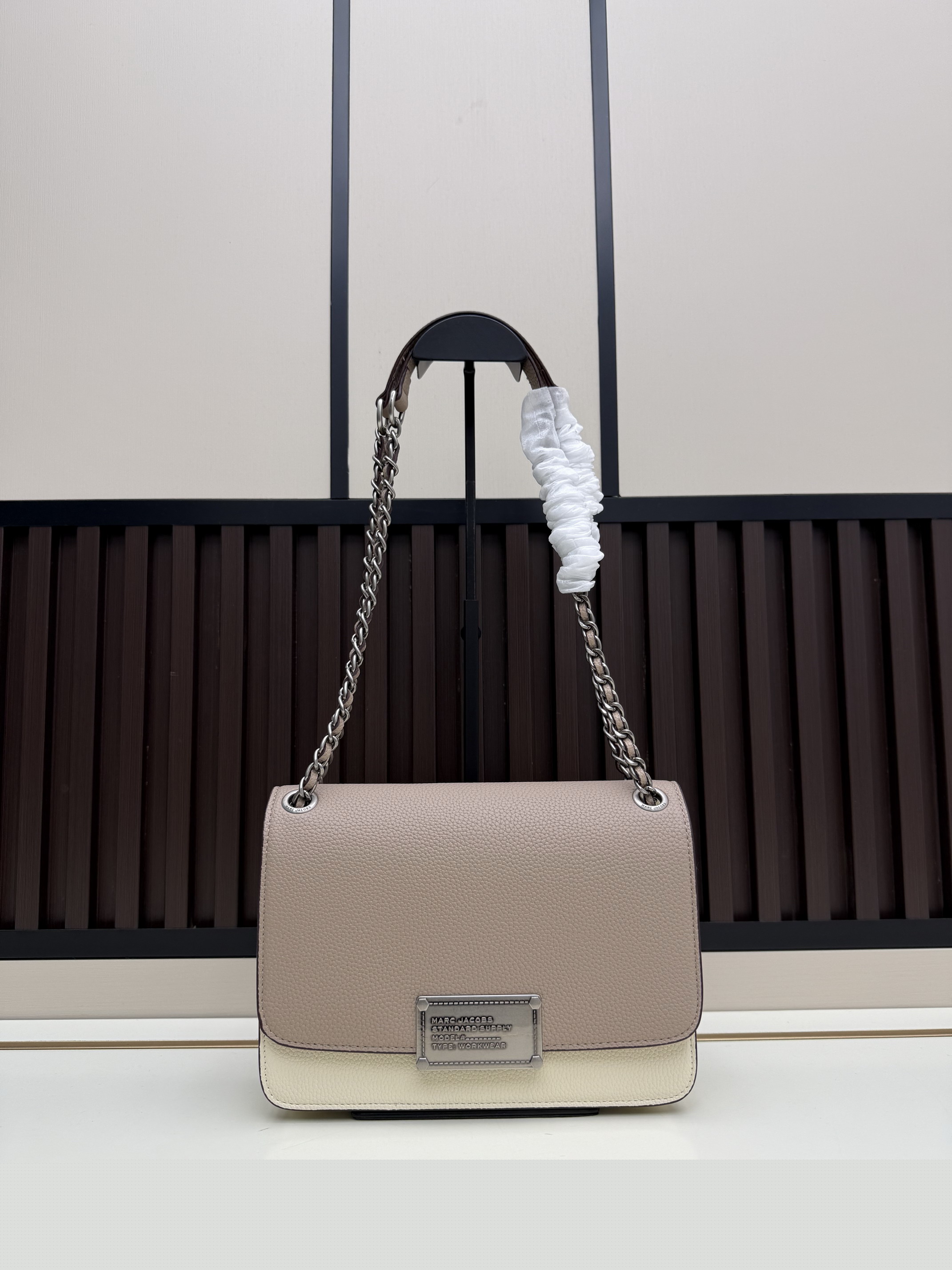 Marc Jacobs 008942 24x7x17cm jj5