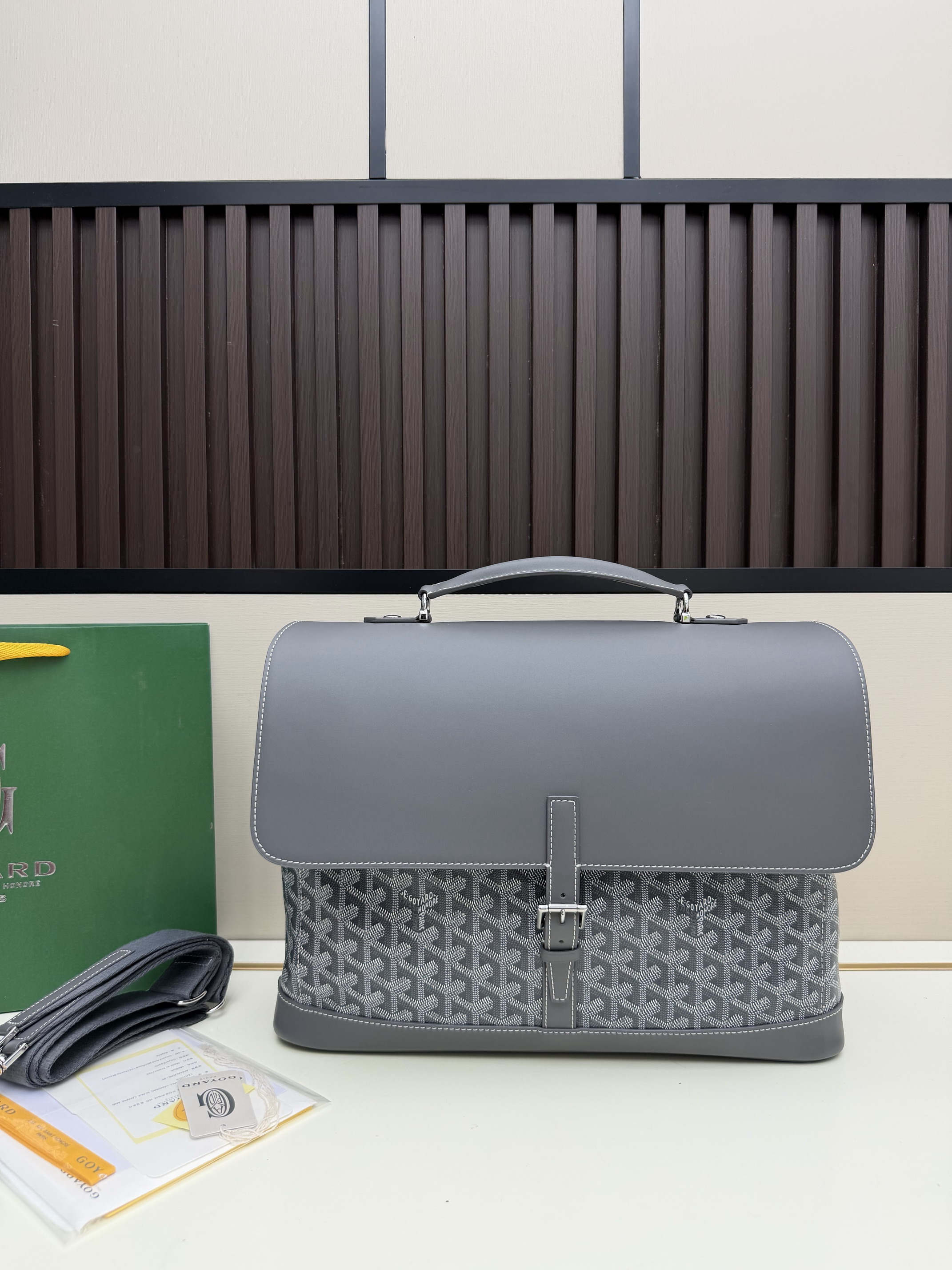 Goyard 020171 33x9x38cm jj4