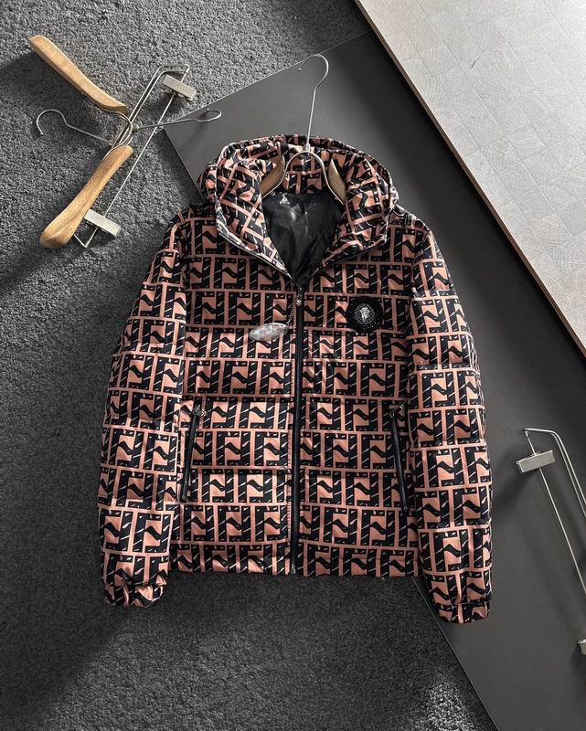 Fendi 羽绒 0701