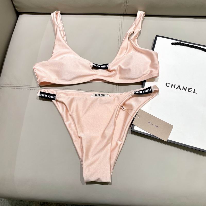 MiuMiu S-XL 23