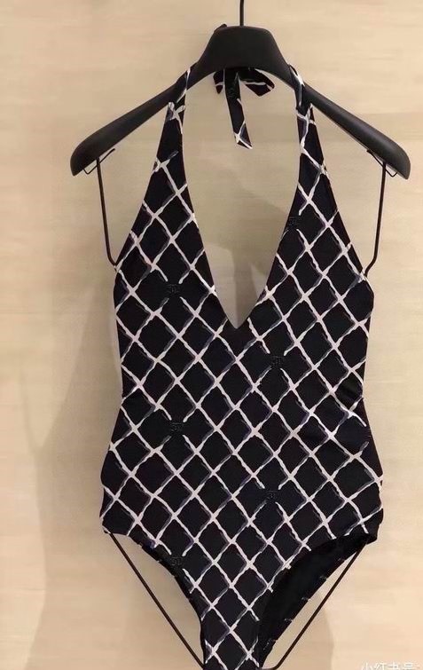 Chanel S-XL  31