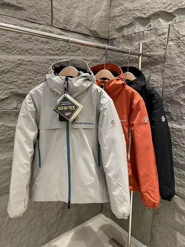 Moncler sz1-5 8qx313