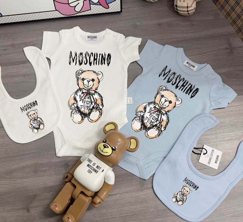 Moschino sz59 66 73 80 85 90 38