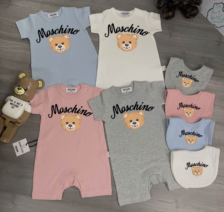 Moschino sz59 66 73 80 85 90 57