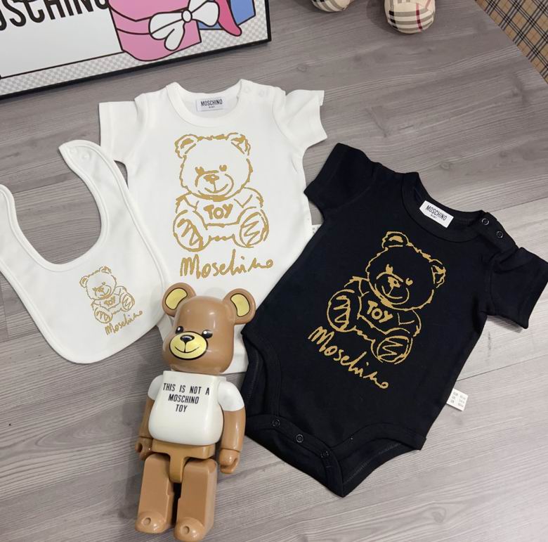 Moschino sz59 66 73 80 85 90 67