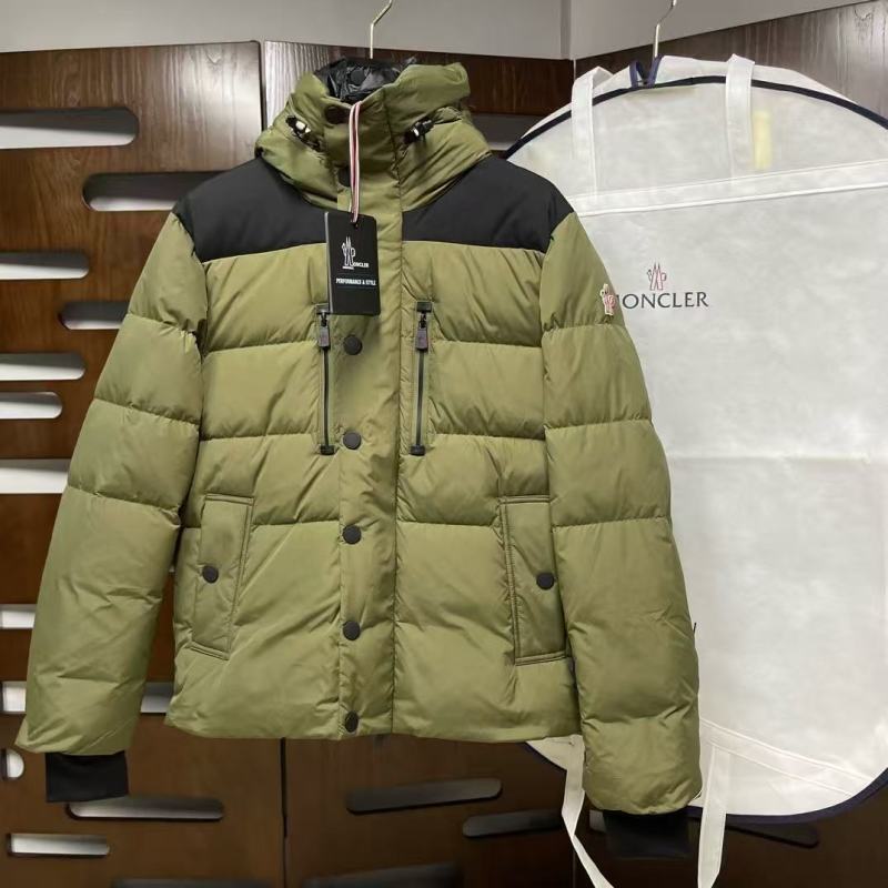 Moncler Down Jacket 0824