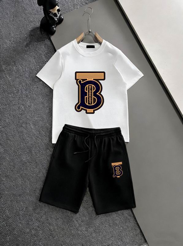 Burberry 短袖套装 kdt 0707