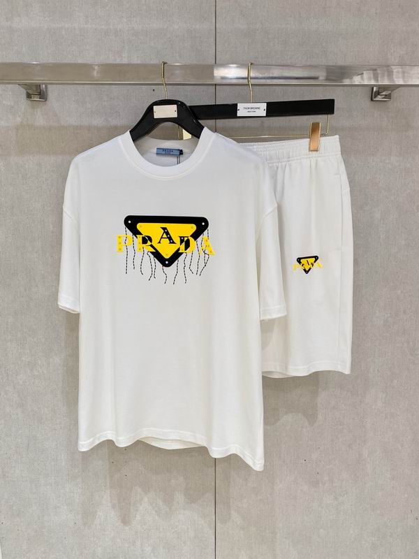 Prada 2 Pieces Short xet 0709