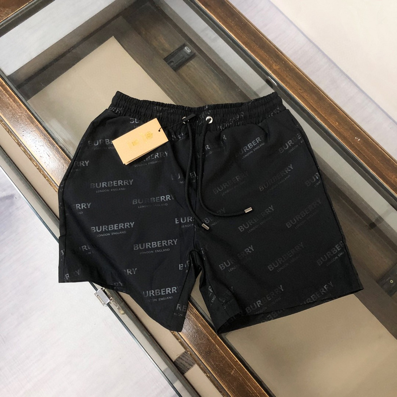 Burberry 沙滩裤    0728