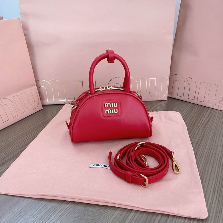 5BP085 18X11.5X8cm SF
