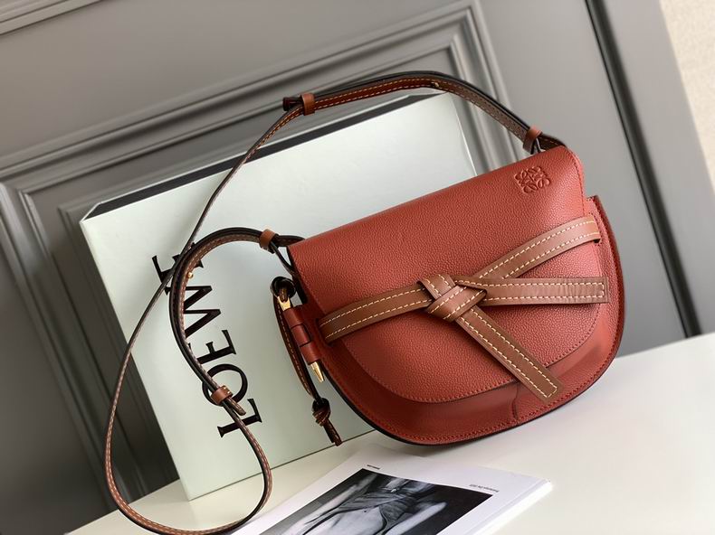 Loewe 011821 20x19x11.5cm ss16