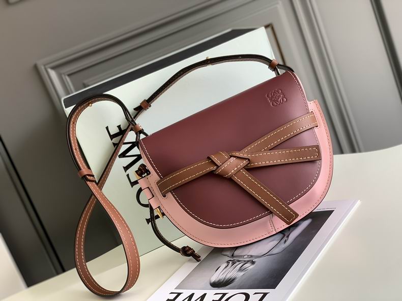 Loewe 011821 20x19x11.5cm ss3